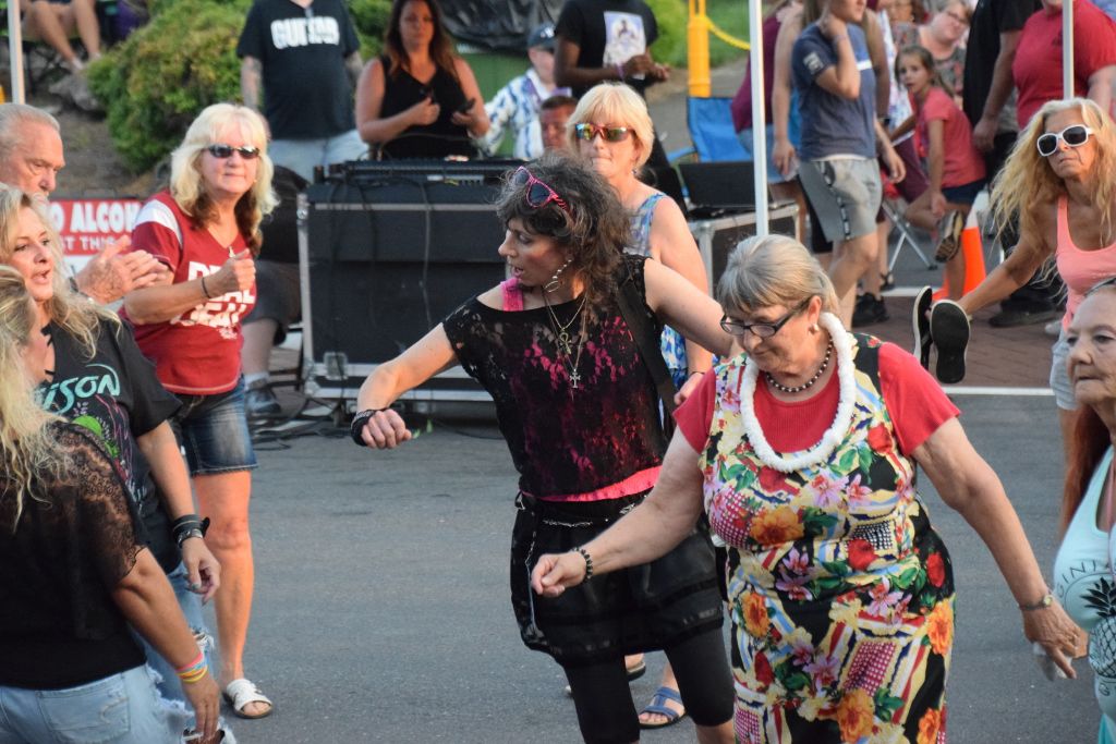 beach and val fest 2019 111 (1024x683).jpg
